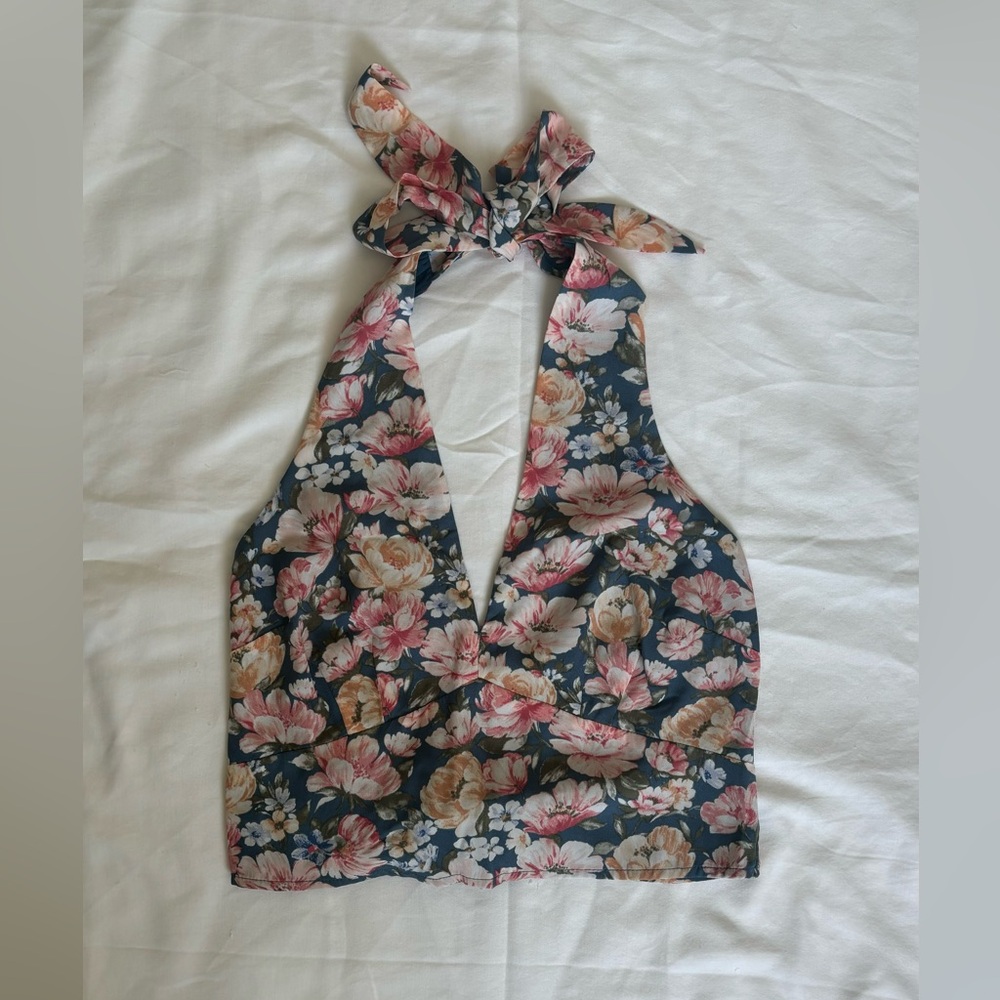Abercrombie & Fitch Halter Foral Top